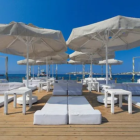 Camelot Boutique (adults Only) فندق 4*
