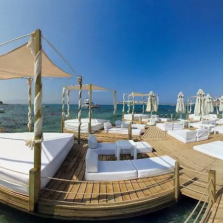 Camelot Boutique (adults Only) 호텔 4*