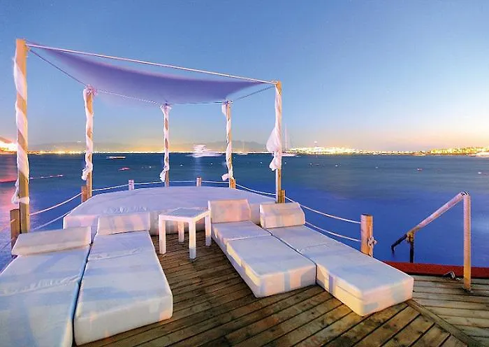 Ξενοδοχείο Camelot Boutique (adults Only)