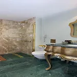 Otel Camelot Boutique (adults Only)